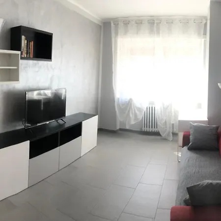 La Casa Di Monicamos Aoste
